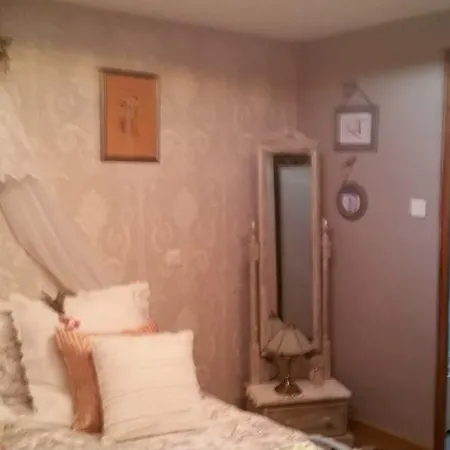 Alouette Bed & Breakfast *